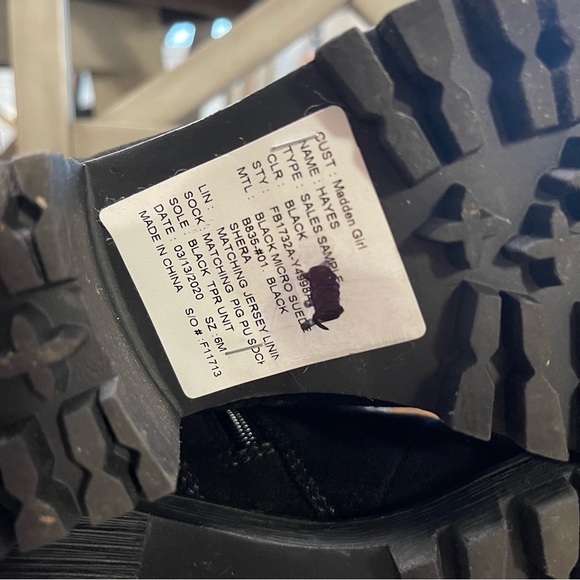 MADDEN GIRL Hayess Black Faux Fur Hiker Booties Size 6M - Picture 13 of 15